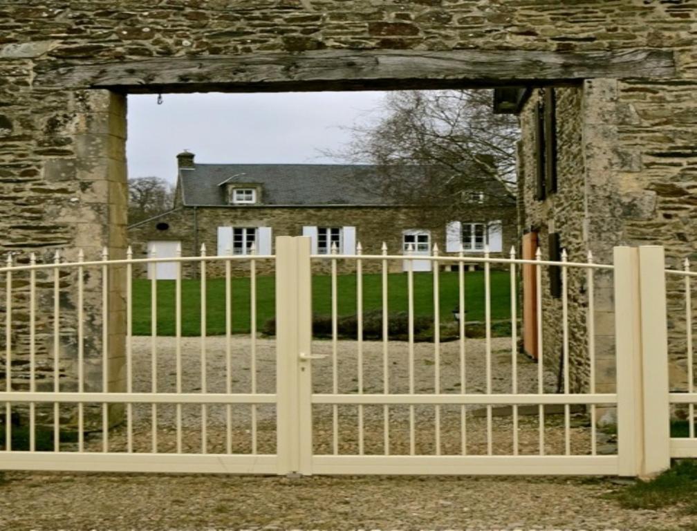 La Nouvelle France Bed & Breakfast Longvillers Exterior photo
